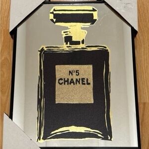 Mirrored Picture - Chanel